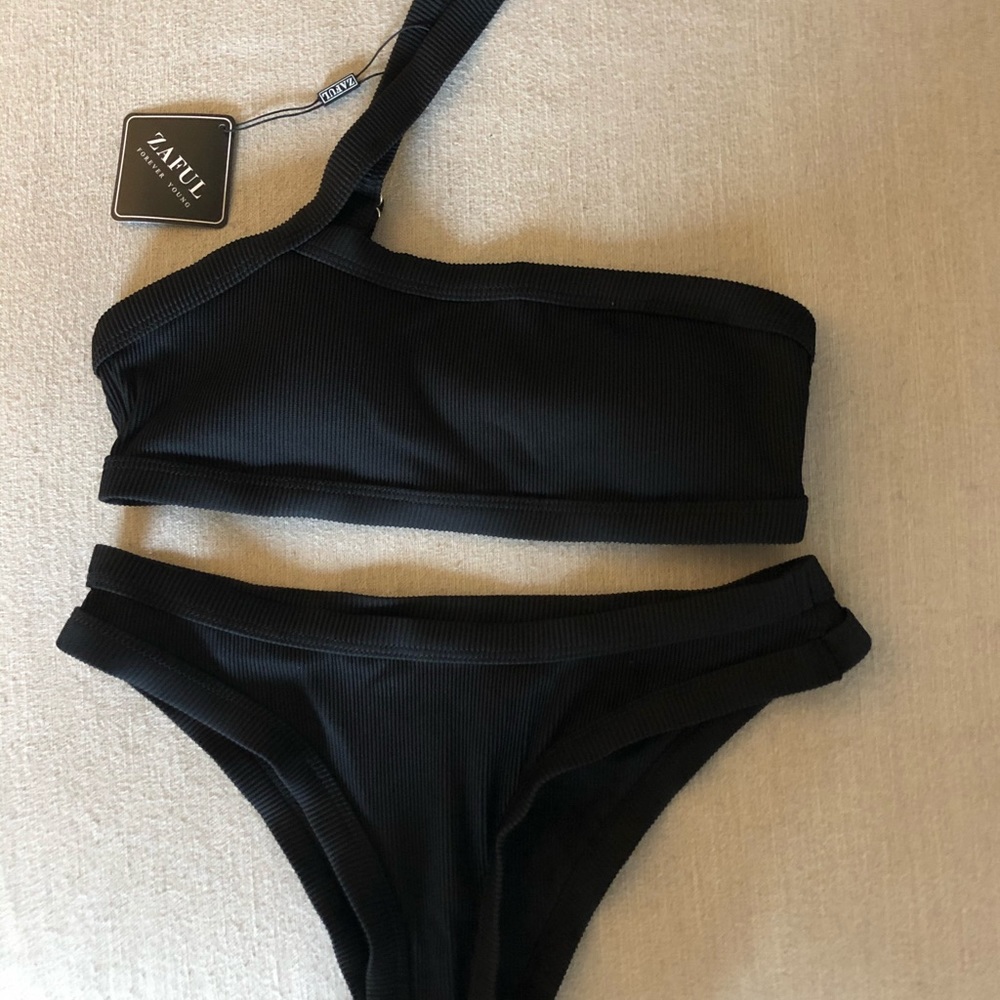 Zaful two piece black bathing suit
